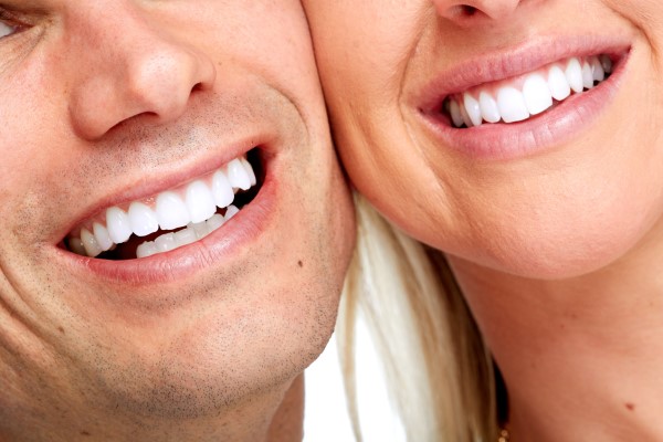 How Veneers Can Improve Your Smile